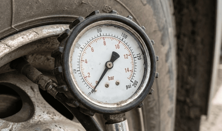 Manometar za pumpanje guma kamiona VIR AGRAR