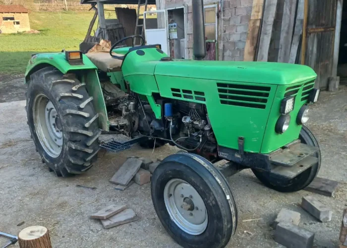 Nove gume isporučene u Gorobilje: Kako je domaćinstvo Radojičić iz Požege osvežilo svoj traktor